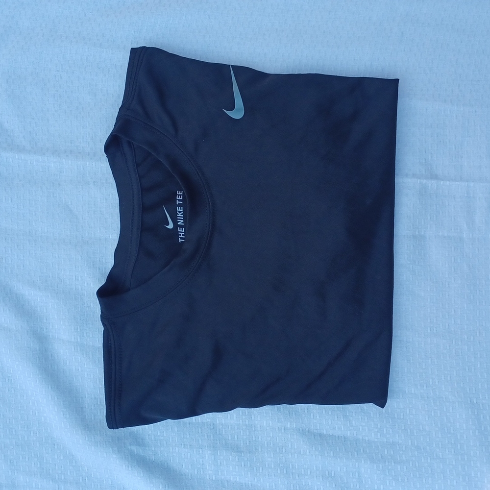 Nike men's short sleeve shirt color black size M - Picture 9 of 9